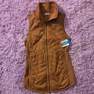 Columbia Women's Tan Quilted Vest